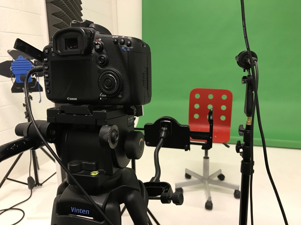 Podcast studio photo 5