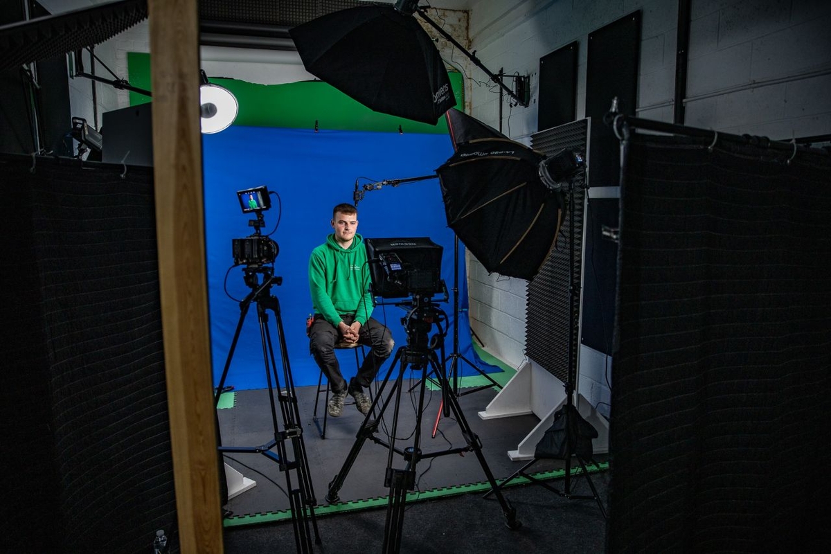 Video studio photo 5