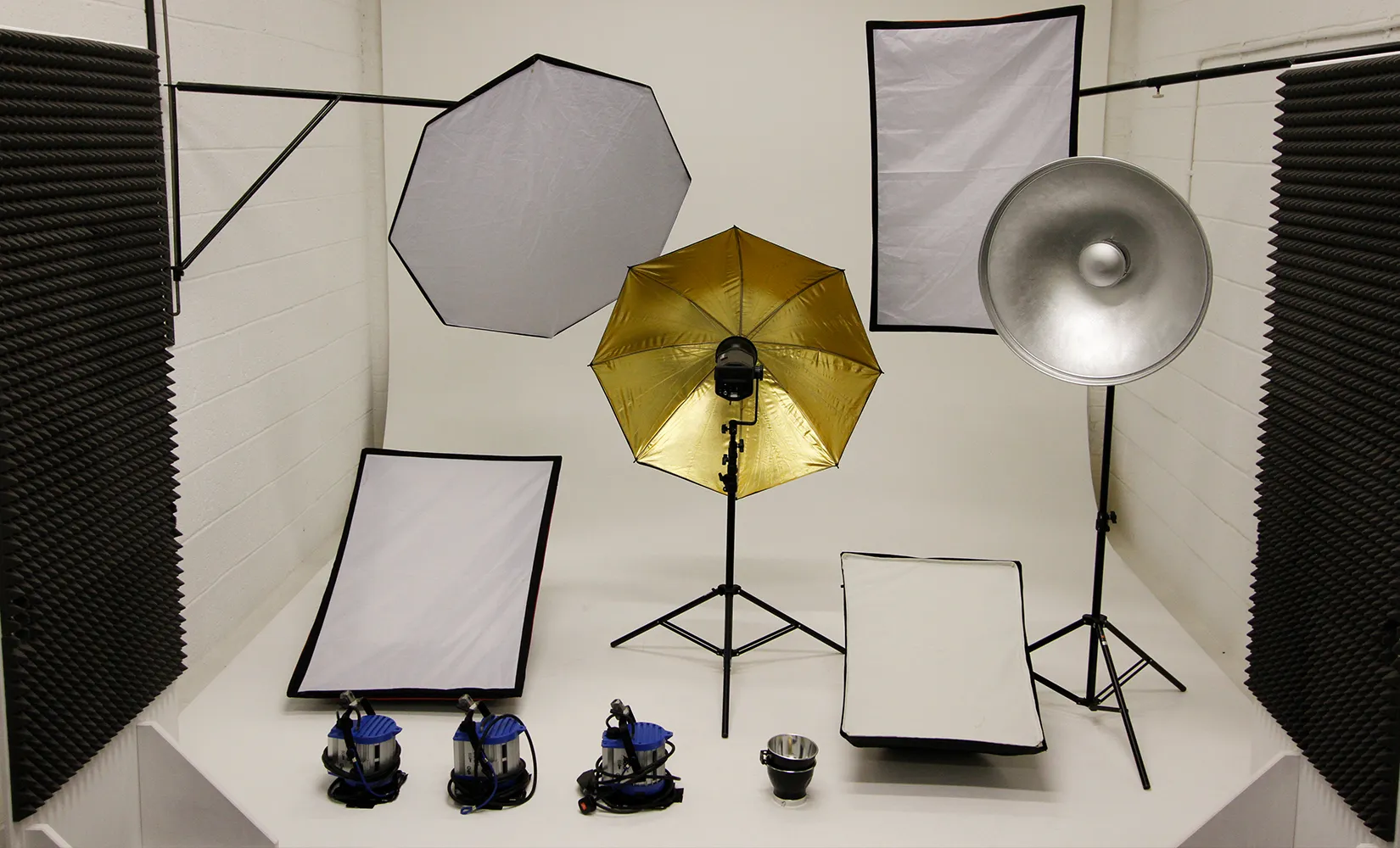 Professional photography backdrops and lighting setup Hull